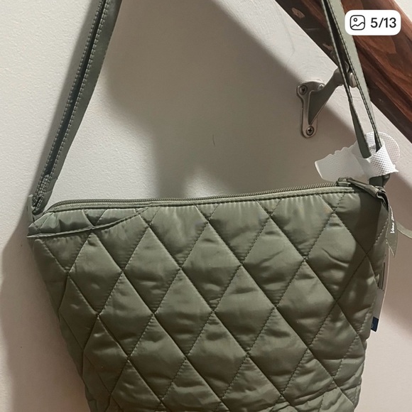 Vera Bradley Ultralight Quilted Crossbody Bag in Sage NWT - Picture 8 of 13